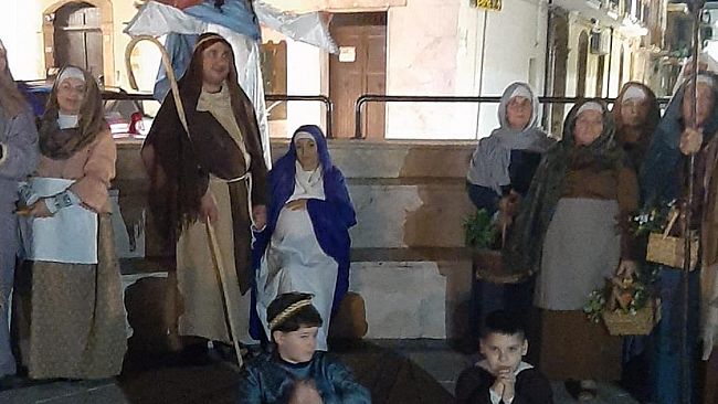 Grande successo per la Perla Imperiale che ha presentato il presepe vivente della grotta dei Cappuccini