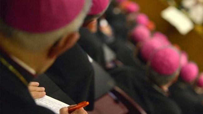 Scontro Governo-CEI: “Compromessa la libertà di culto”. Si lavora su un nuovo protocollo