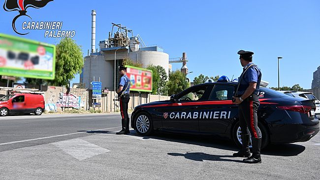 Isola delle Femmine, in casa con un chilo di marijuana: arrestato 25enne