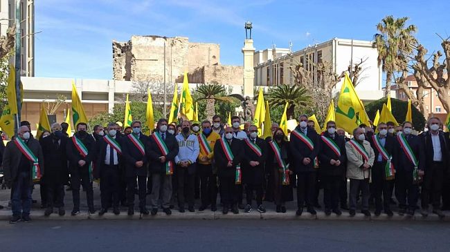 Trapani, protesta degli agricoltori. Il sostegno dei sindaci