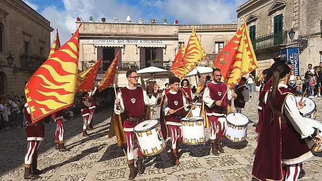 ​Erice torna nel Medioevo: al via la Festa FedEricina
