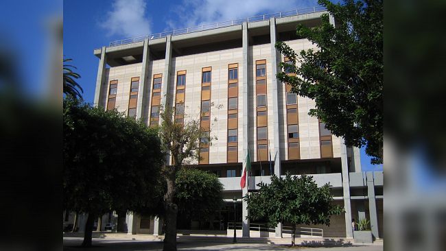 La Questura di Trapani celebra il 173° Anniversario della Polizia di Stato: cerimonia in Piazza Municipio