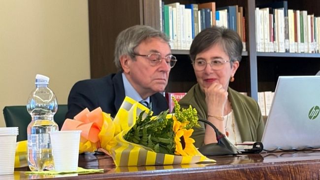 studioso-castelvetranese-protagonista-a-recanati-le-sue-opere-su-leopardi-entrano-nella-biblioteca-di-casa-leopardi