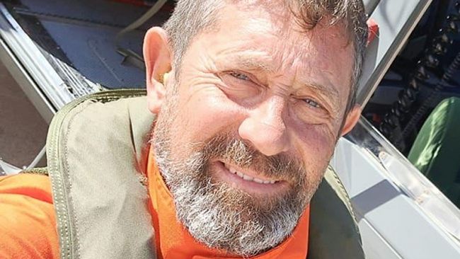 Perde la vita schiacciato dal suo trattore