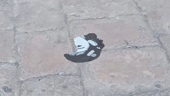 Mazara, nuovamente vandalizzato il murales dedicato a Denise Pipitone e collocato in piazza della Repubblica   