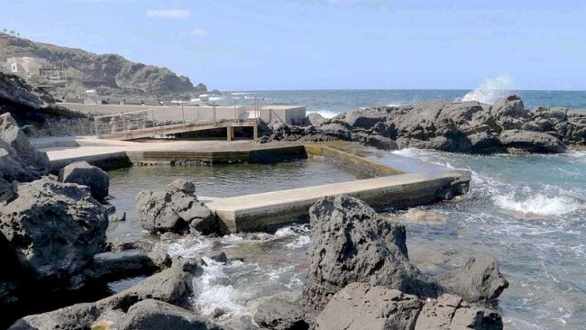 pantelleria-donna-muore-a-causa-di-improvviso-malore-mentre-faceva-il-bagno-alle-terme-di-gadir