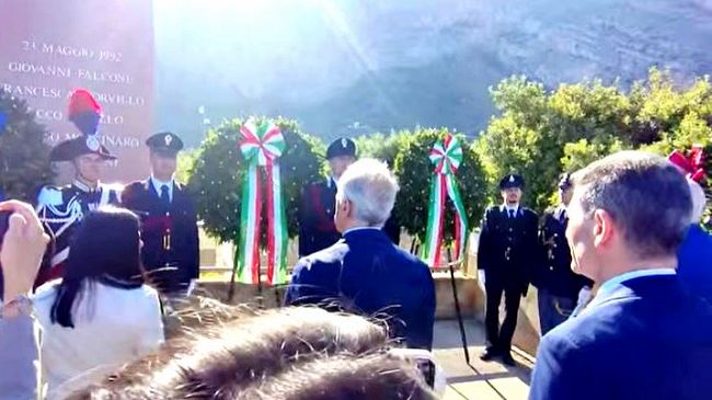 34 anni dalla strage di Capaci, Il Ministro Piantedosi e il Prefetto Pisani rendono omaggio ai servitori dello Stato