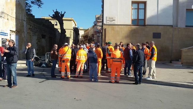 Belice Ambiente, fallimento? Si rischia “polveriera sociale”. L’M5S all’Ars chiede intervento del Governo Crocetta