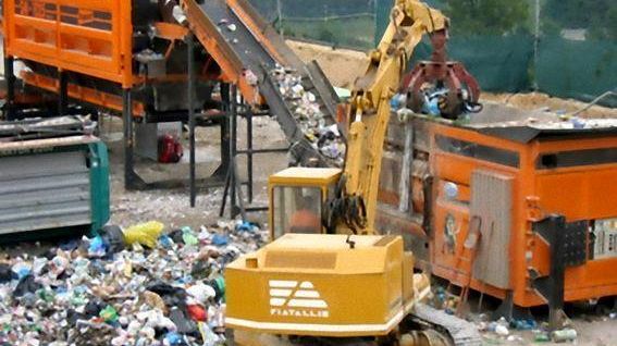 Mazara, corsa contro il tempo per la differenziata. La Giunta Cristaldi impiegherà anche l’ex immobile, confiscato alla mafia, della “Stella D’Oriente”