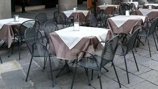 Marsala, occupazione suolo pubblico: la giunta Di Girolamo delibera le misure da adottare per agevolare le attività commerciali