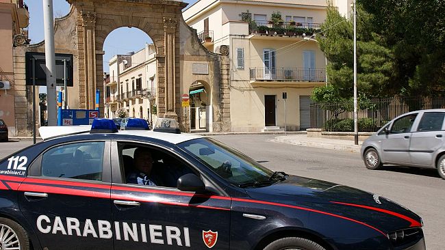Castelvetrano, rubano legno di eucalipto: denunciate 3 persone