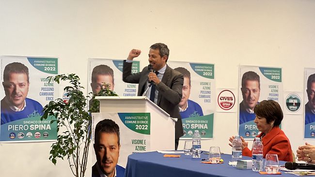 Elezioni Erice, il candidato sindaco Piero Spina apre la sua campagna elettorale