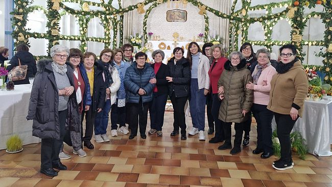 ​Fede e servizio: l'allestimento dell’altare di San Giuseppe nella parrocchia di Santa Lucia