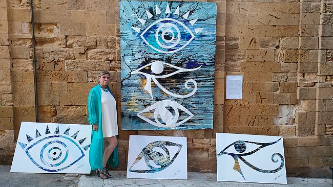 Mazara, ​“I miei occhi, i tuoi occhi”, la settima opera pittorica dell'artista Carla Bruno