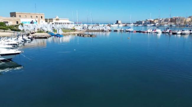 vela-i-talenti-delloptimist-brillano-a-trapani-tra-vento-e-giovani-promesse