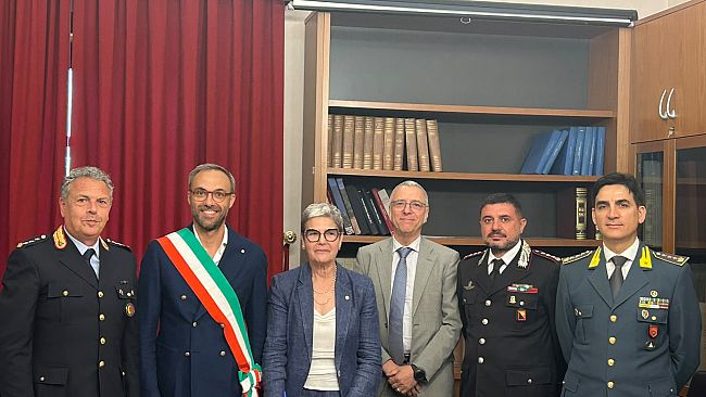 stretta-sulla-vendita-abusiva-ad-alcamo-piu-controlli-e-un-nuovo-fuoristrada