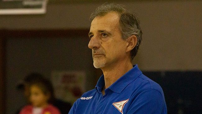 tani-frinzi-russo-lascia-la-panchina-dello-scalia-volley-sciacca
