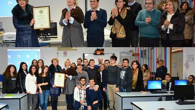 Mazara, il Comune condivide con l’Istituto Ferrara l’attestato del premio Basile