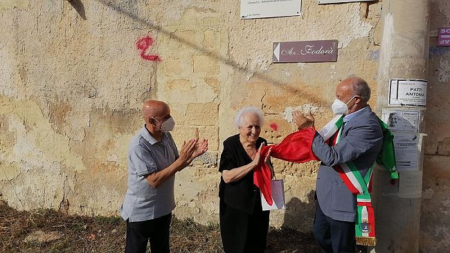 Intitolata ieri a Francesco Russo la strada che separa le contrade Giardinello e  Sturiano