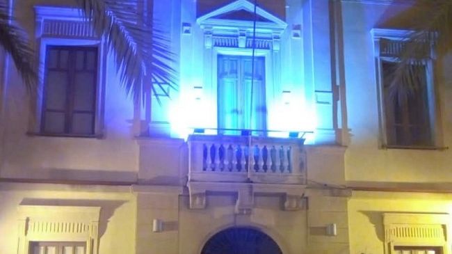 calatafimi-il-comune-sillumina-di-blu-per-la-giornata-delle-vittime-civili-delle-guerre-e-dei-conflitti-nel-mondo