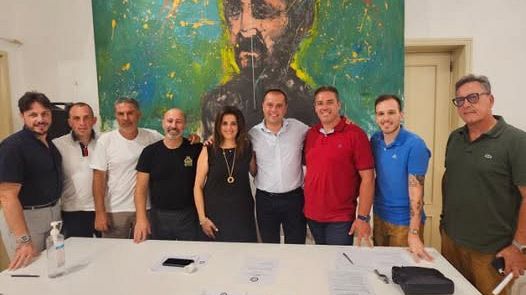 Criticità dehors e strisce blu a Cinisi, l'associazione dei commercianti chiede interventi al comune