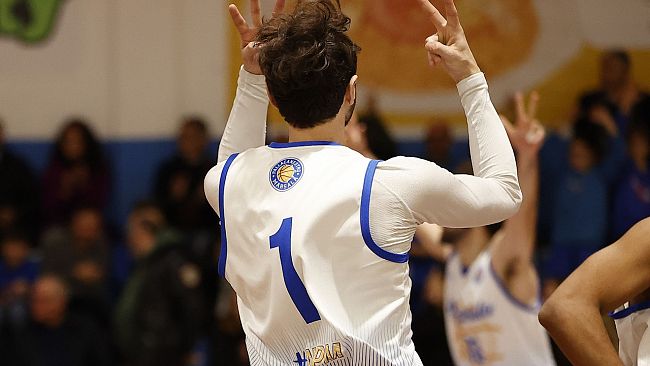​La Nuova Pallacanestro Marsala batte il Basket Giarre 