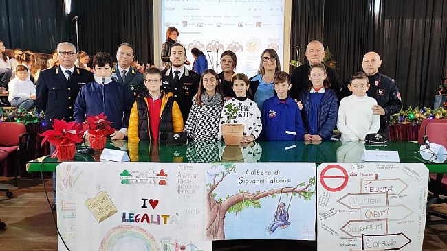 Una Talea dell’Albero Falcone crescerà nel giardino del 2° Circolo R Settimo