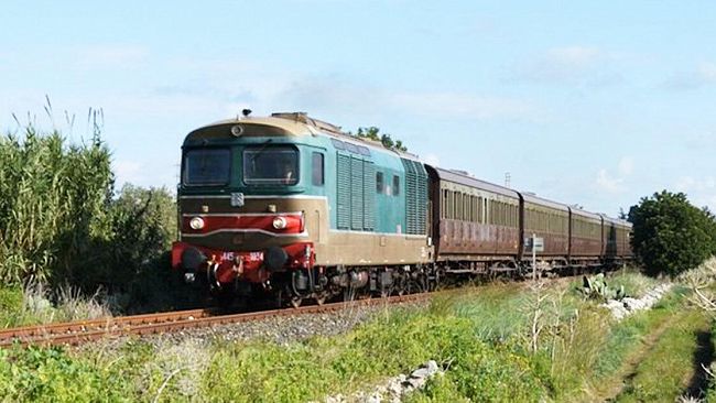 Treno Scala dei Turchi Express – 28 Maggio 2017 – da Palermo a Porto Empedocle in treno d’epoca alla volta della Scala dei Turchi