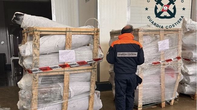 Mazara, Guardia Costiera sequestra circa 10 tonnellate di pesce spada 