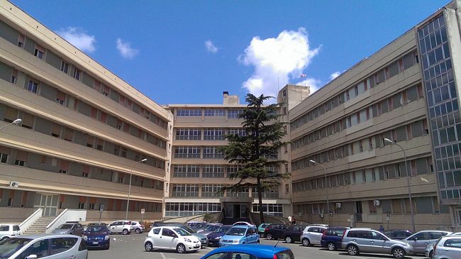 A Milazzo l’ospedale pagherà ai suoi infermieri 37 mila euro di buoni pasto arretrati