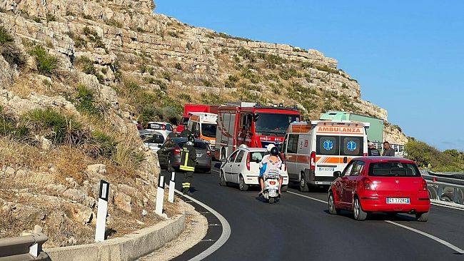 pizzolungo-tir-si-ribalta-gli-aggiornamenti