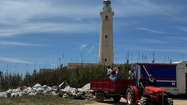 giornata-ecologica-a-torretta-granitola-raccolte-quasi-due-tonnellate-di-rifiuti