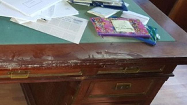 Elena Manzini ci  racconta una storia di malagiustizia italiana: i beni sequestrati, “sempre nell’ultimo cassetto”