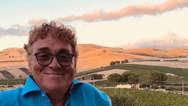 “Disturbi autistici: ruolo della famiglia e della scuola”. Fabrizio Bracconeri al Liceo “D’Aguirre”