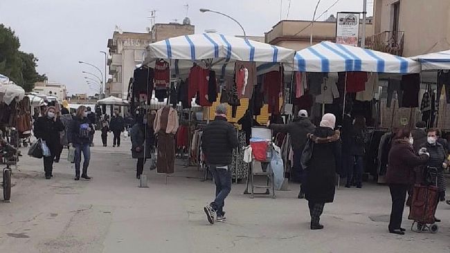 Mazara, mercatino settimanale anche domenica 4 e 18 dicembre