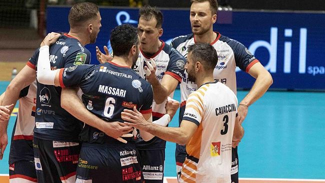 Farmitalia Saturnia, settimana intensa di allenamenti e prevendite Trento e Padova aperte