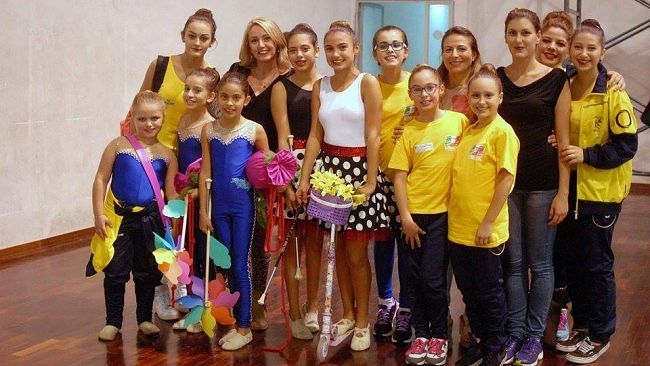 Le giovani atlete dell’A.s.d. “Le Farfalle” Mazara in partenza per il Campionato Europeo di Majorettes