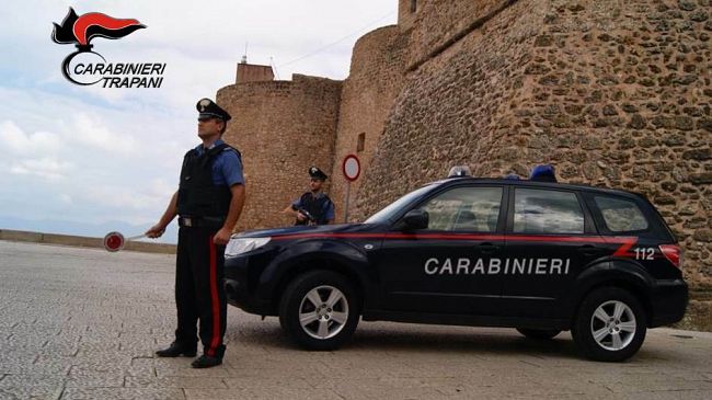 Castellammare del Golfo, controlli antidroga: 2 arresti dei Carabinieri