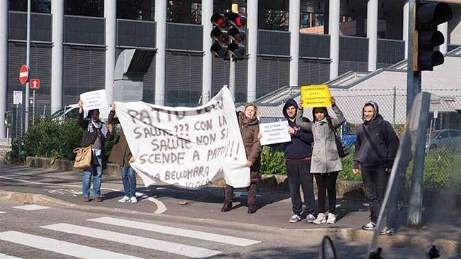 Lettera degli operatori socio sanitari: 65 famiglie con il futuro molto incerto. Dalla politica solo promesse