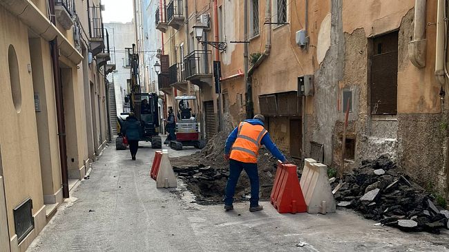 Trapani, inizio lavori di riqualificazione urbana nella via Botteghelle, Via Cucuzzella e Via Sant’Anna