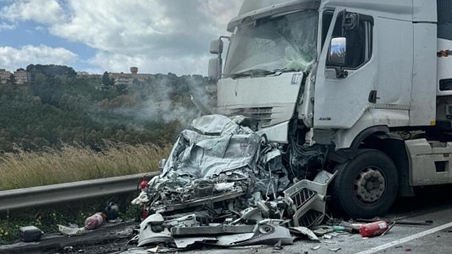 Tragico tamponamento a catena a Sciacca, un morto ed un ferito