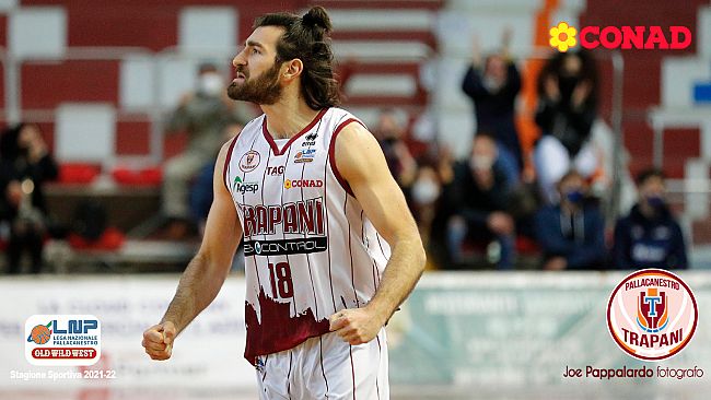 Mollura e Miaschi trascinano la Pallacanestro Trapani alla vittoria