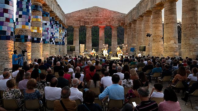 Grande successo a Segesta per il K Festival: musica e letteratura incantano il pubblico