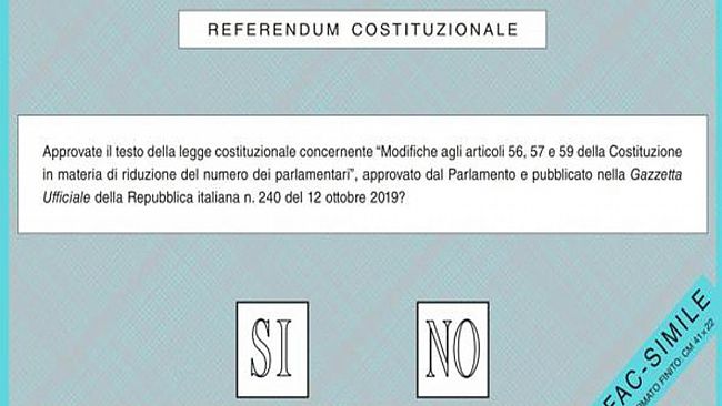 Referendum costituzionale, in cosa consiste? Le ragioni del SI e del NO. La prima votazione in mascherina