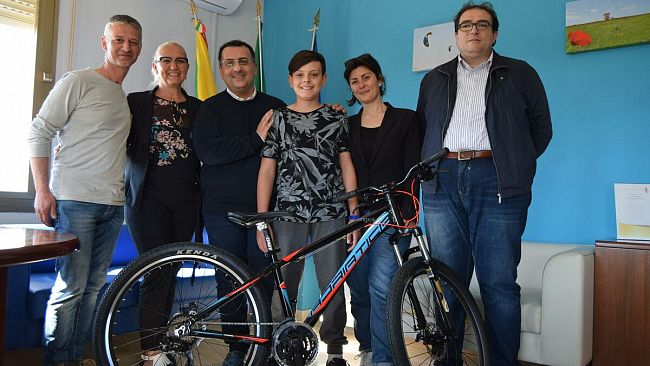 “M’illumino di Meno”: premiato lo studente Gabriel Marino dell’istituto Nosengo