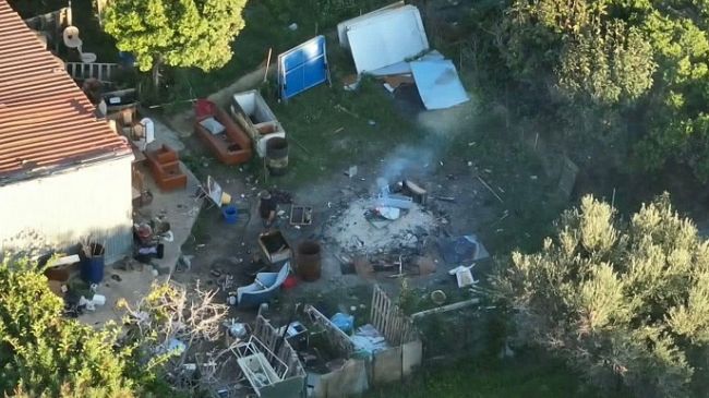 trapani-scoperta-discarica-abusiva-in-via-salemi-con-incendio-di-rifiuti-individuato-il-presunto-responsabile