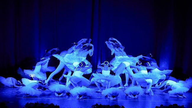 Standing ovation al teatro Selinus per lo spettacolo di Elvira Biondo