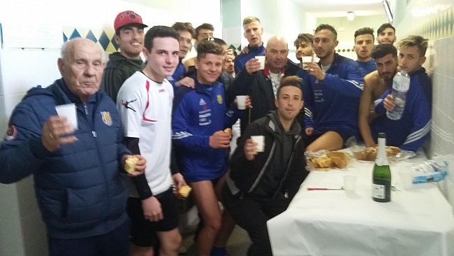 Mazara calcio: Meritato riposo pasquale, martedì 3 aprile riprendono gli allenamenti. Gli auguri della società