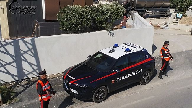 Paceco, aveva in casa un fucile con matricola abrasa e munizioni: arrestato 72enne