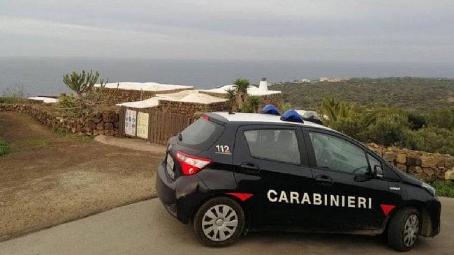 Pantelleria. È ubriaco ma continuano a servirgli alcolici. 25enne arrestato